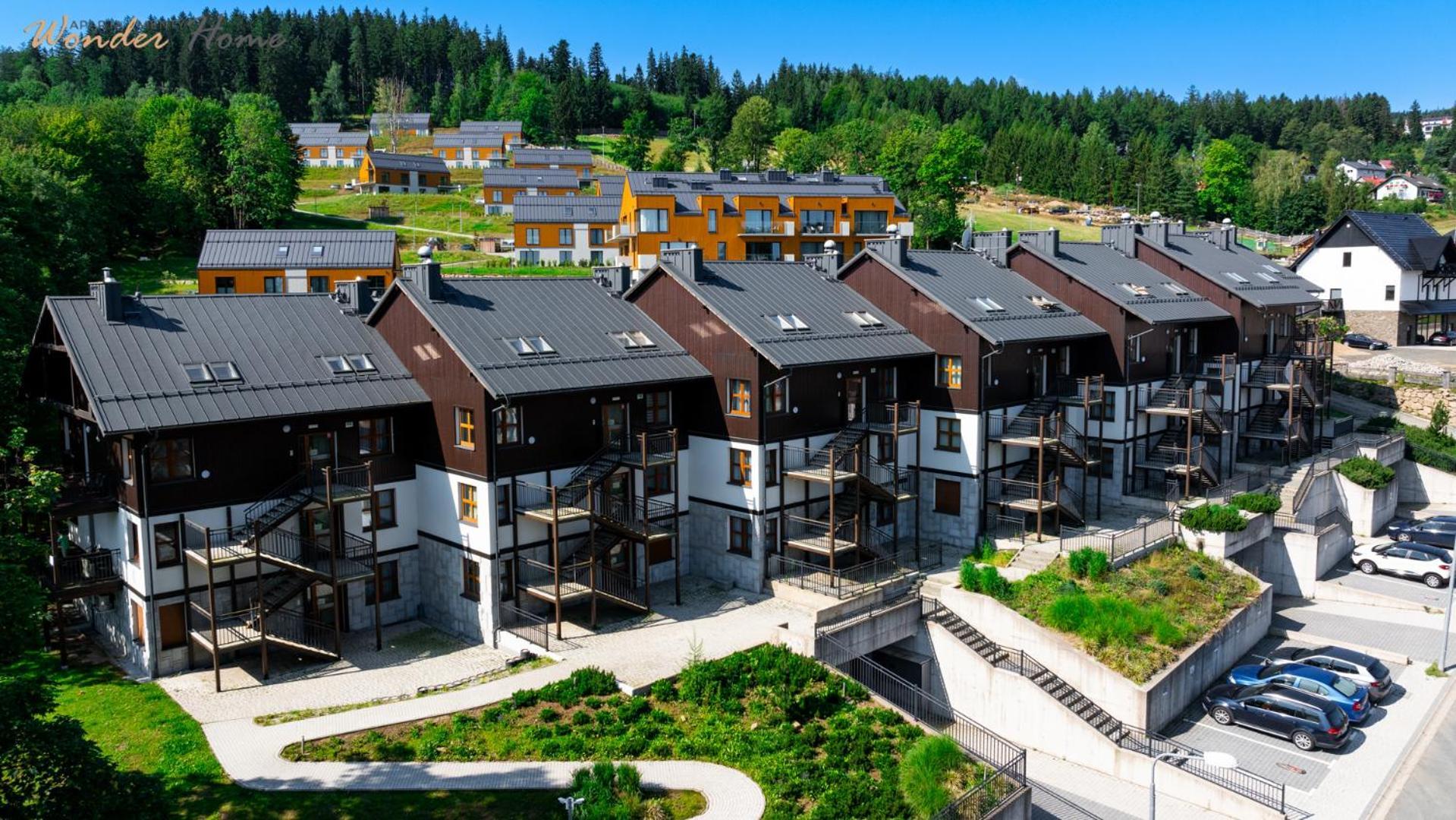 Wonder Home - Apartamenty Residence Karpacz Blisko Stoku Narciarskiego, Z Balkonami I Parkingiem מראה חיצוני תמונה